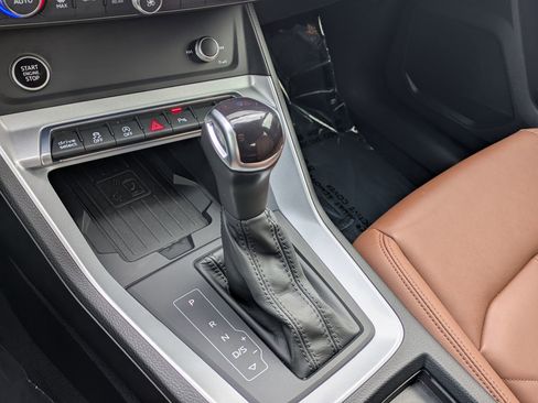 Used 2023 Audi Q3 2.0T Premium Plus w/ Premium Plus Package image 15