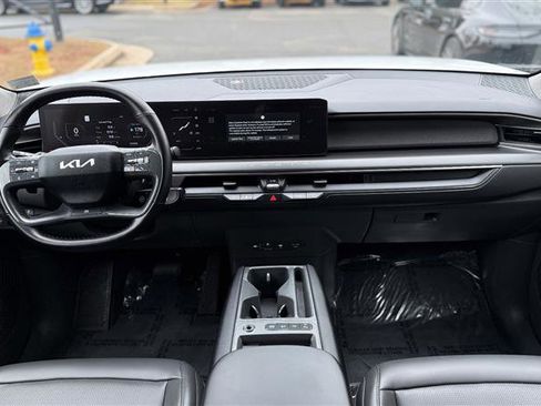 Used 2024 Kia EV9 Light Long Range image 19
