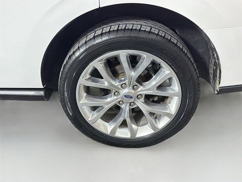 Used 2019 Ford Expedition Limited w/ Equipment Group 302A image 35