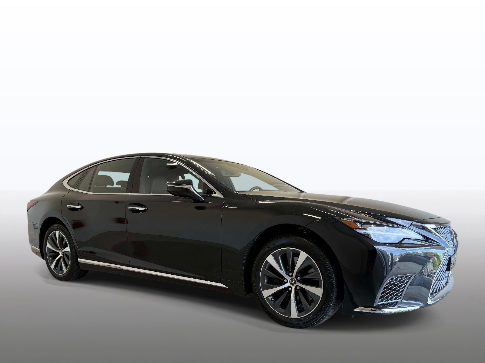 Certified 2022 Lexus LS 500 AWD w/ Accessory Package (Z1) image 9