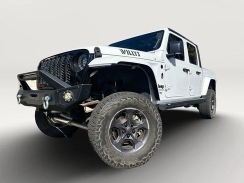 Used 2021 Jeep Gladiator Sport AWD/4WD image 1