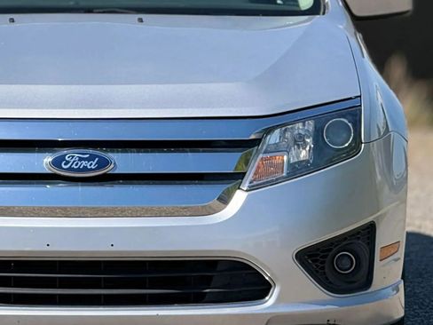 Used 2012 Ford Fusion SE FWD image 12