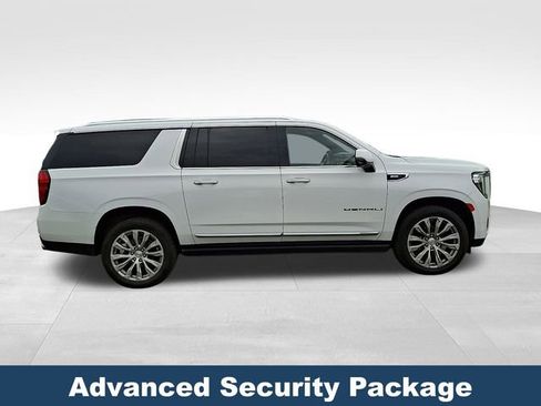 Used 2023 GMC Yukon XL Denali image 9