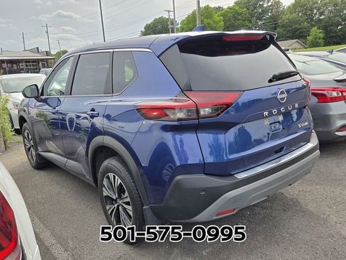 Used 2023 Nissan Rogue SV AWD/4WD image 2