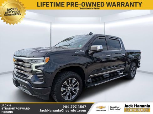 Certified 2022 Chevrolet Silverado 1500 High Country w/ Technology Package AWD/4WD image 7