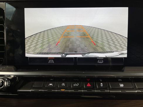 Used 2023 GMC Sierra 1500 SLT w/ SLT Premium Package image 23