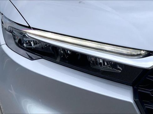 Used 2023 Honda CR-V LX image 27