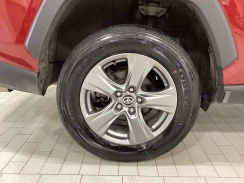Used 2025 Toyota RAV4 XLE AWD/4WD image 25