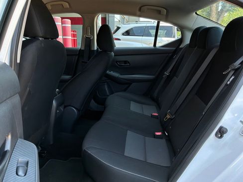 Used 2025 Nissan Sentra SV FWD image 11