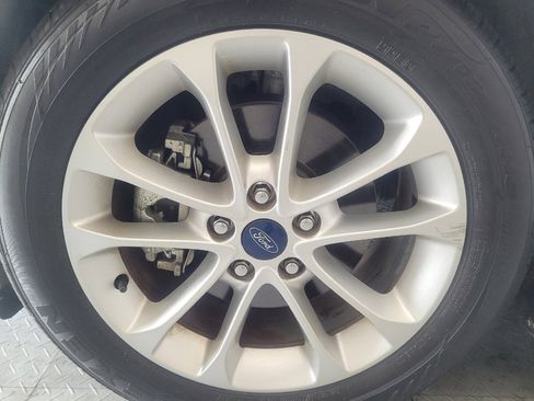 Used 2019 Ford Fusion SE image 31