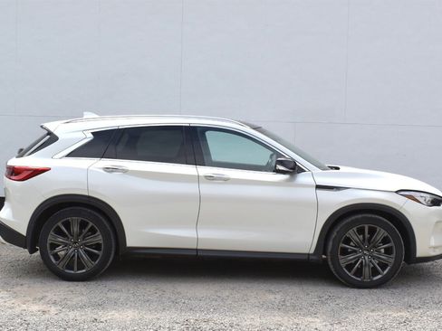 Used 2020 INFINITI QX50 Essential w/ Edition 30 Package AWD/4WD image 6