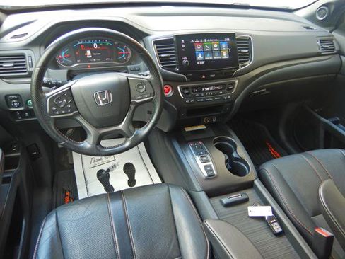 Used 2022 Honda Pilot TrailSport image 5