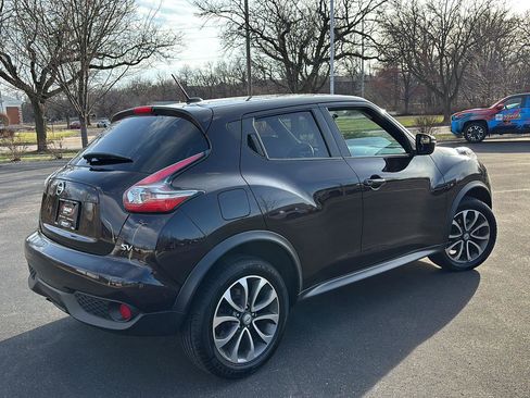 Used 2017 Nissan Juke SV image 10