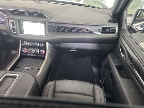 Certified 2024 GMC Yukon Denali AWD/4WD image 29