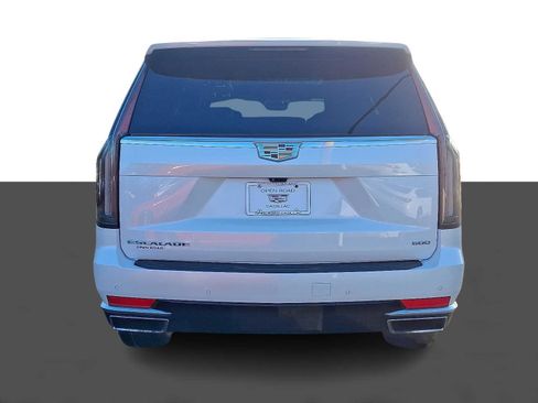 Used 2023 Cadillac Escalade Premium Luxury Platinum image 5