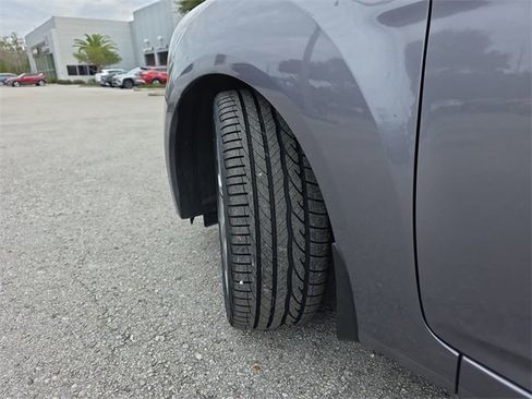 Used 2016 Hyundai Veloster w/ Option Group 02 image 30