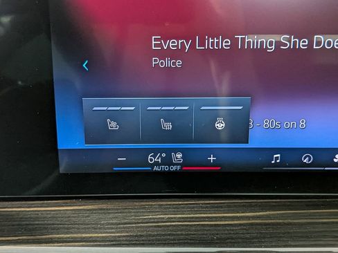 Used 2025 BMW X5 xDrive50e w/ Climate Comfort Package image 23