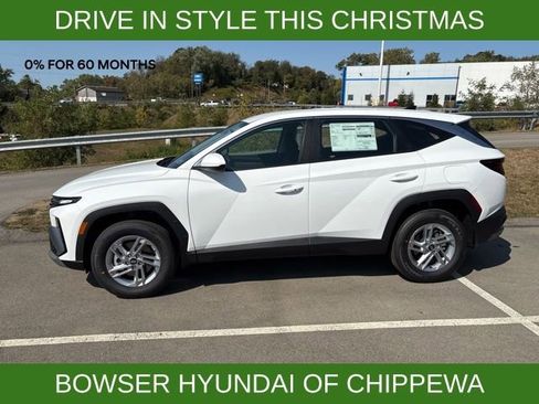 New 2026 Hyundai Tucson SE image 2