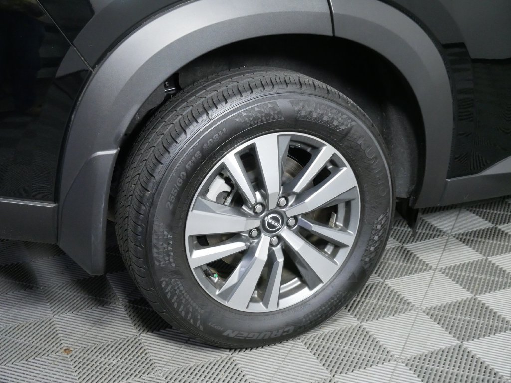 Used 2025 Nissan Pathfinder SL AWD/4WD image 11
