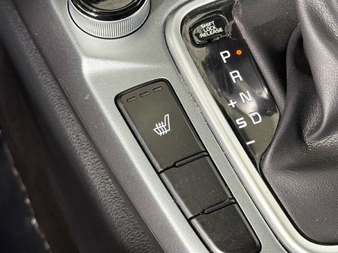 Used 2021 Kia Seltos S AWD/4WD image 20