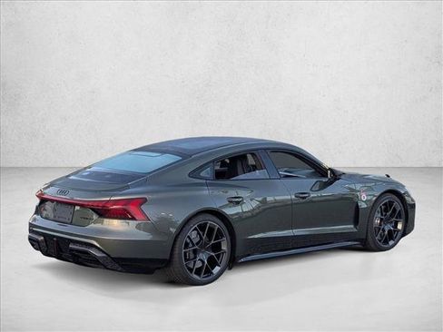 New 2026 Audi RS e-tron GT performance image 2