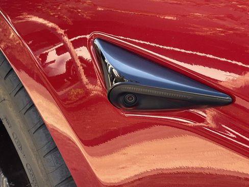 Used 2021 Tesla Model S Plaid image 14