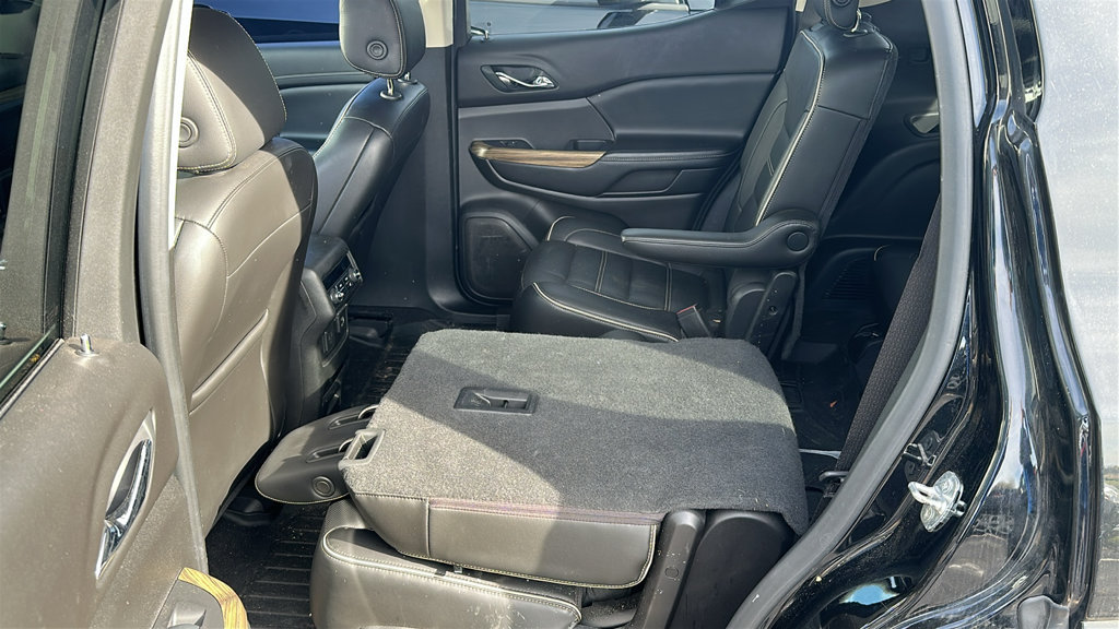 Used 2019 GMC Acadia Denali AWD/4WD image 9