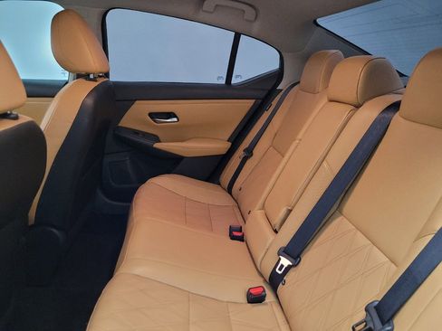 Used 2023 Nissan Sentra SV w/ SV Premium Package FWD image 18