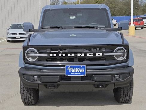 New 2025 Ford Bronco Outer Banks image 3