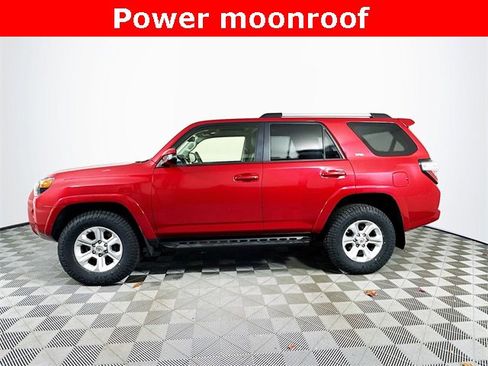 Certified 2021 Toyota 4Runner SR5 Premium image 3