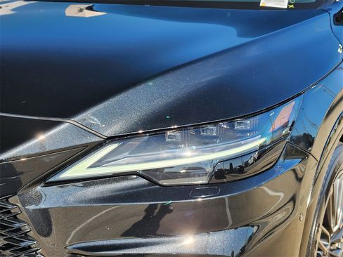 Used 2023 Lexus RX 500h F Sport image 9