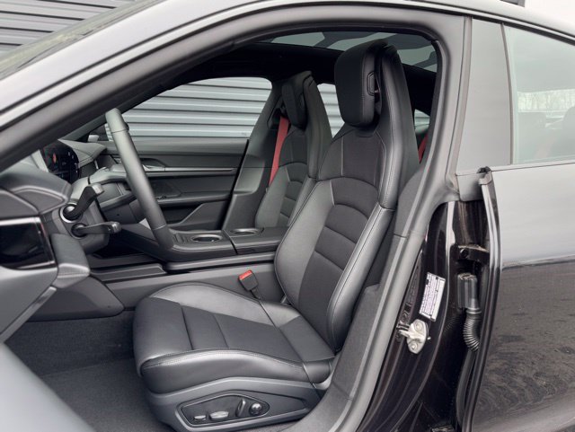 New 2025 Porsche Taycan 4S AWD/4WD image 5