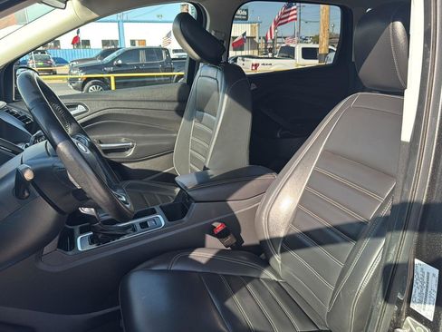 Used 2019 Ford Escape SEL AWD/4WD image 12