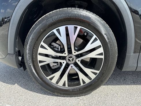Used 2025 Mercedes-Benz GLA 250 image 18