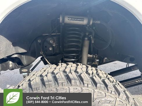 Used 2022 Ford F350 XLT w/ FX4 Off-Road Package image 15