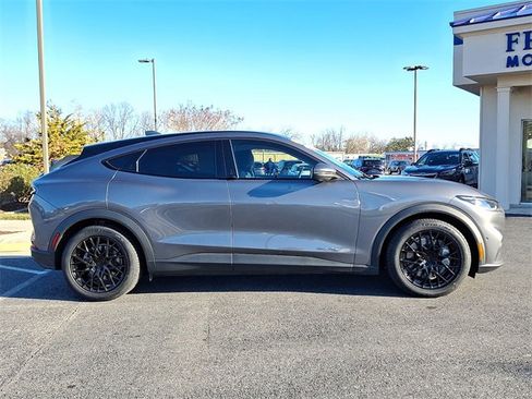 Certified 2021 Ford Mustang Mach-E Select w/ Comfort/Technology Package image 7