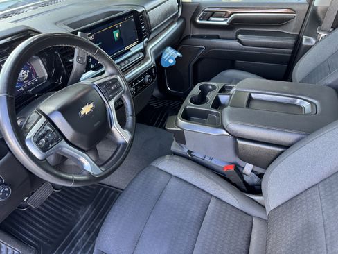 Certified 2024 Chevrolet Silverado 3500 LT image 9