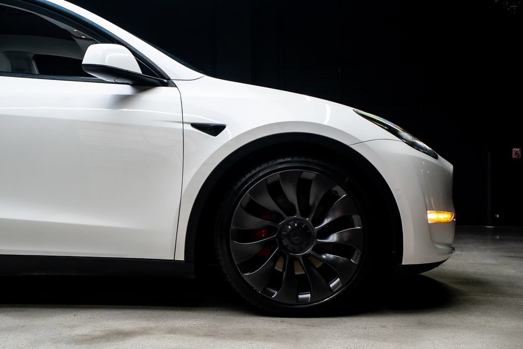 Used 2021 Tesla Model Y Performance AWD/4WD image 10