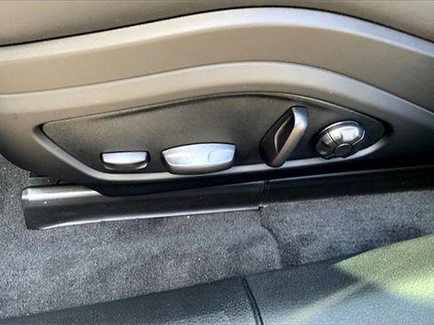 New 2025 Porsche Panamera 4 image 30