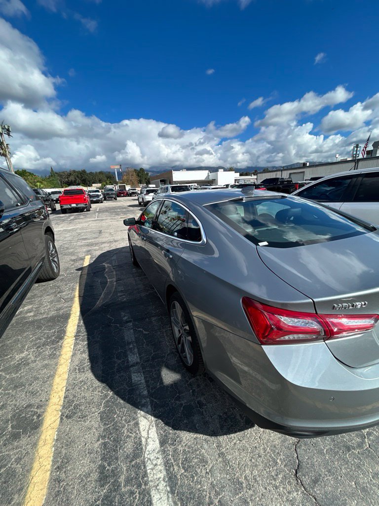 Used 2024 Chevrolet Malibu LT FWD image 7