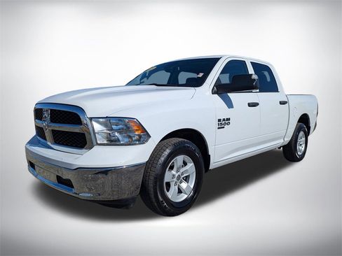 Used 2023 RAM 1500 Classic SLT w/ Trailer & Traction Group image 7