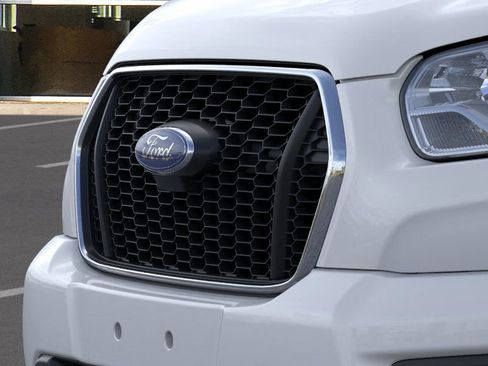 New 2025 Ford Transit 350 XLT image 17