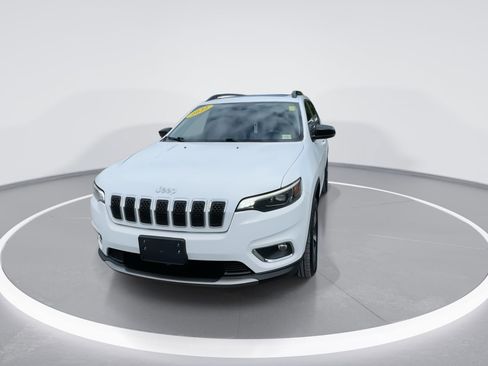 Used 2022 Jeep Cherokee Limited AWD/4WD image 3