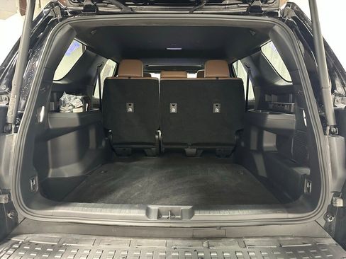 Used 2025 Toyota 4Runner Limited image 49