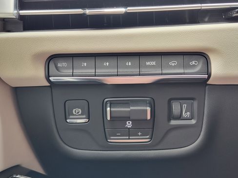 Used 2026 Cadillac Escalade Sport w/ Touring Package AWD/4WD image 26