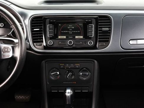 Used 2012 Volkswagen Beetle 2.5 FWD image 38