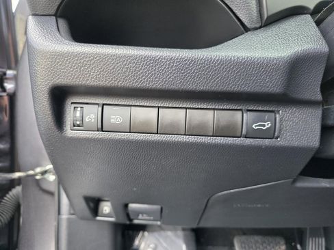 Used 2024 Toyota RAV4 XLE Premium image 13