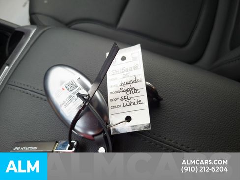 Used 2025 Hyundai Santa Cruz SEL image 32