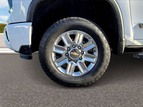 Certified 2024 Chevrolet Silverado 3500 High Country w/ High Country Premium Package image 25