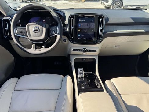 Used 2023 Volvo XC40 B5 Plus w/ Driver Assist Package image 11